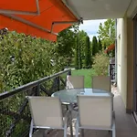 In Balatonoeszoed 53188 公寓 鲍洛托内瑟德