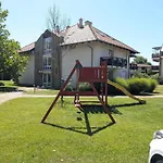 In Balatonoeszoed 53188 * 벌러토뇌쇠드