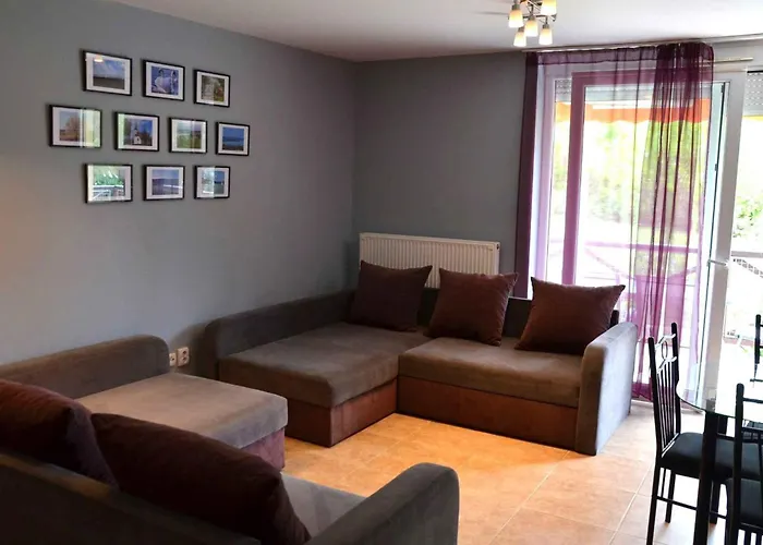 In Balatonoeszoed 53188