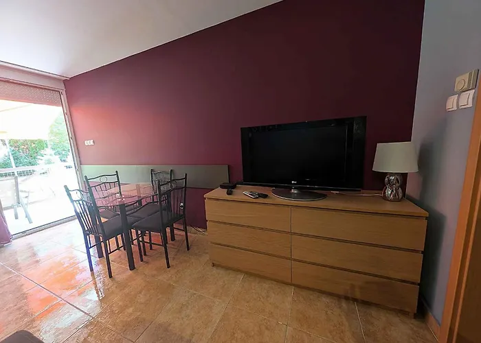 In Balatonoeszoed 53188 * 벌러토뇌쇠드